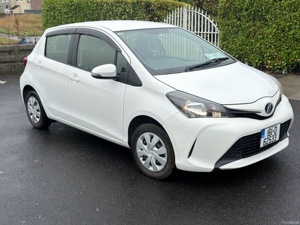 Toyota Vitz Hatchback, Petrol, 2016, White