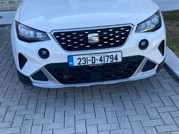 SEAT Arona SUV, Petrol, 2023, White