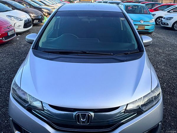 Honda Fit Hatchback, Petrol Hybrid, 2015, Silver