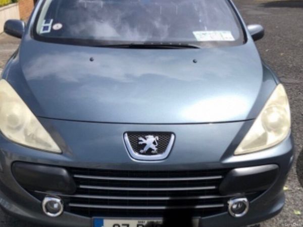Peugeot 307 Hatchback, Petrol, 2007, Grey