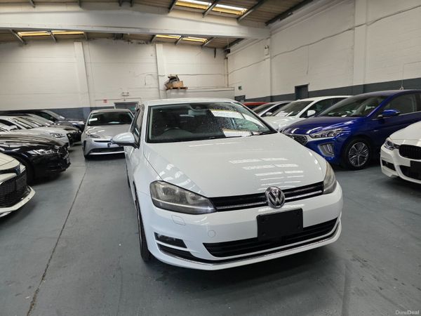 Volkswagen Golf Hatchback, Petrol, 2015, White