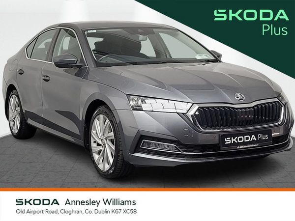 Skoda Octavia Saloon, Petrol, 2024, Grey