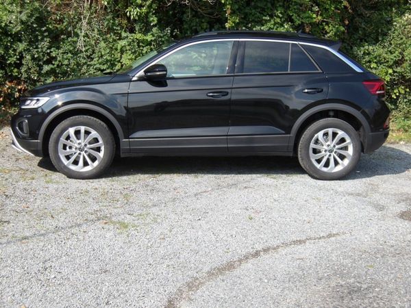 Volkswagen T-Roc SUV, Diesel, 2026, Black