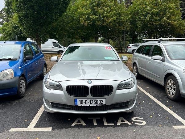 BMW 5-Series Saloon, Diesel, 2010, Silver