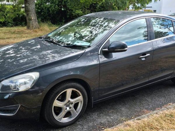 Volvo S60 Saloon, Diesel, 2012, Grey