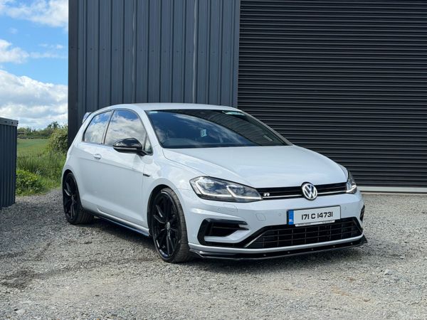 Volkswagen Golf Hatchback, Petrol, 2017, Silver