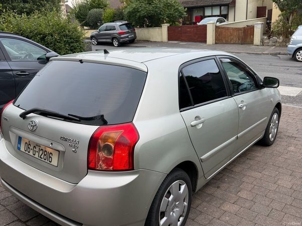 Toyota Corolla Hatchback, Diesel, 2006, Silver