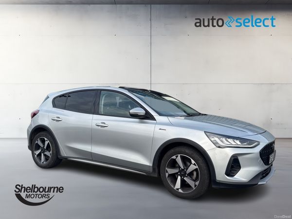 Ford Focus Hatchback, Petrol Hybrid, 2023, Silver
