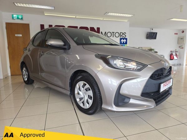 Toyota Yaris Hatchback, Petrol, 2022, Grey