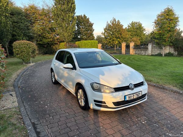 Volkswagen Golf Estate, Petrol, 2014, White