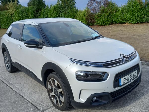 Citroen C4 Hatchback, Petrol, 2019, White