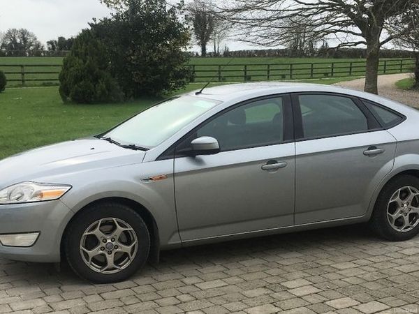 Ford Mondeo Hatchback, Diesel, 2009, Silver