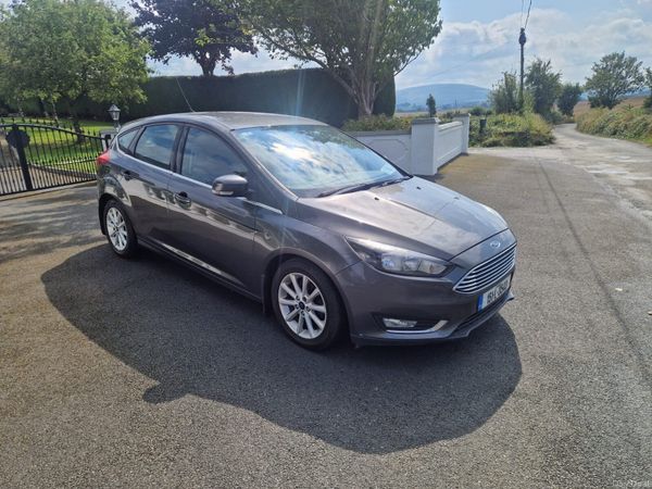 Ford Focus Hatchback, Diesel, 2015, Grey