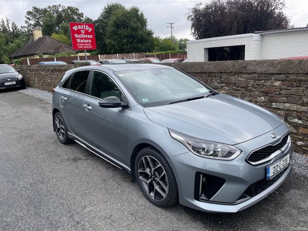 Kia Ceed Hatchback, Diesel, 2021, Grey