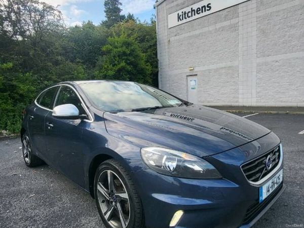 Volvo V40 Hatchback, Diesel, 2014, Blue