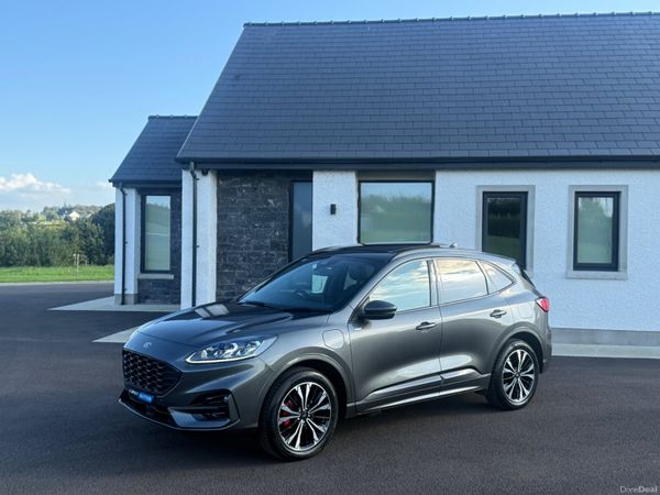 Ford Kuga SUV, Petrol Hybrid, 2023, Grey