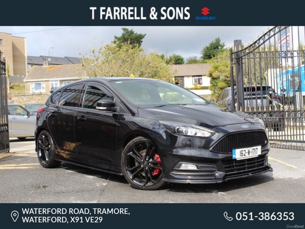 Ford Focus Hatchback, Diesel, 2016, Black