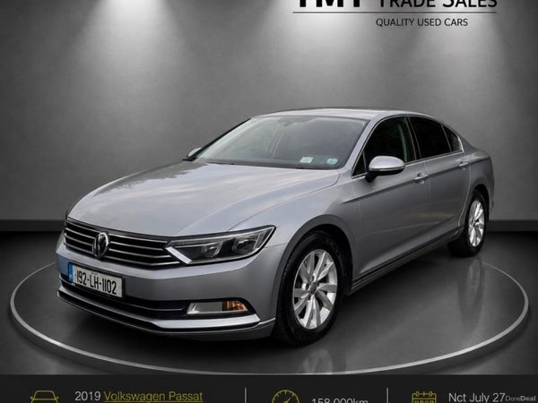 Volkswagen Passat Saloon, Diesel, 2019, Silver