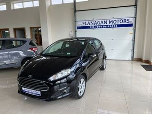 Ford Fiesta Hatchback, Petrol, 2015, Black