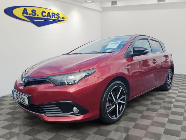 Toyota Auris Estate, Petrol Hybrid, 2018, Red