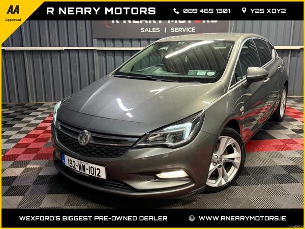 Vauxhall Astra Hatchback, Diesel, 2019, Grey