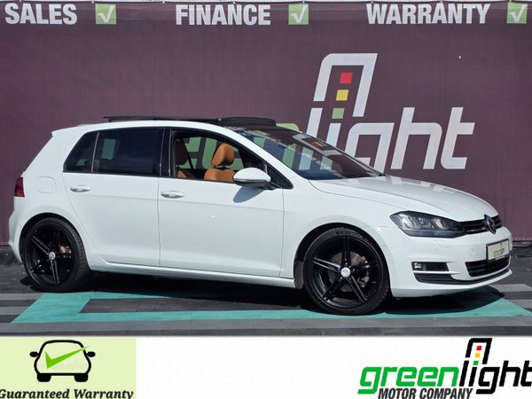 Volkswagen Golf Hatchback, Petrol, 2016, White