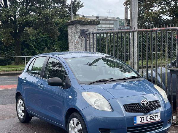 Toyota Yaris Hatchback, Petrol, 2007, Blue