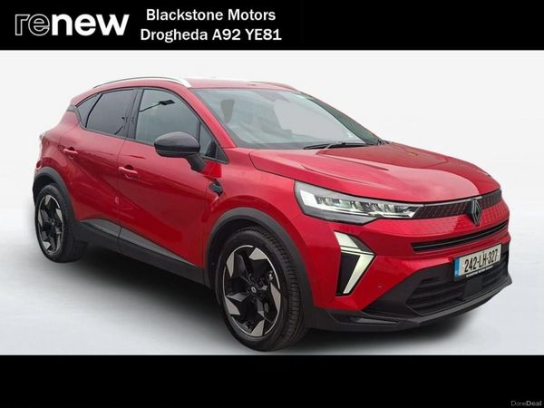 Renault Captur Hatchback, Petrol, 2024, Red