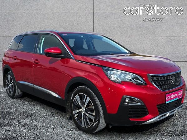 Peugeot 5008 MPV, Diesel, 2020, Red