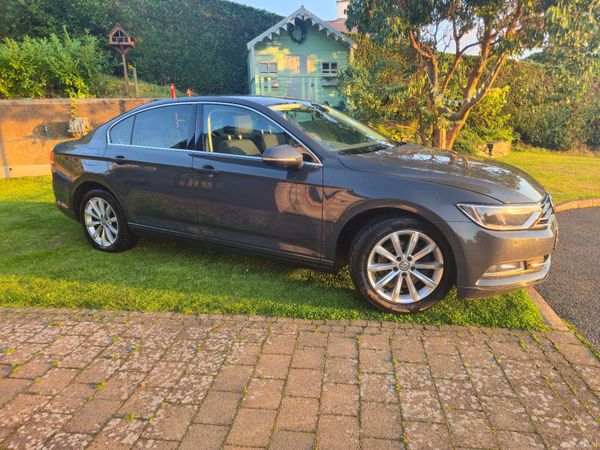 Volkswagen Passat Saloon, Diesel, 2018, Grey
