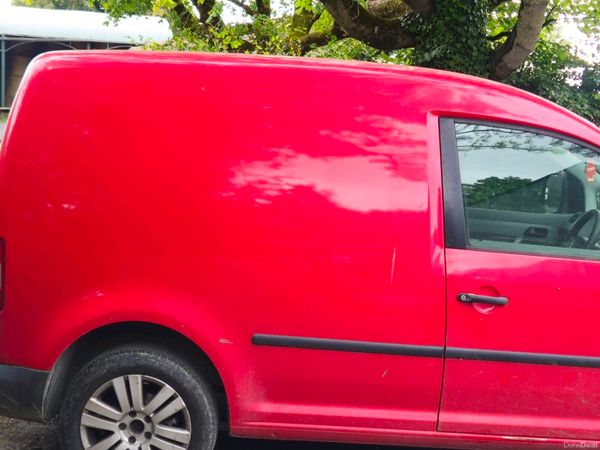 Volkswagen Caddy MPV, Diesel, 2010, Red