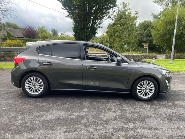 Ford Focus Hatchback, Diesel, 2020, Grey