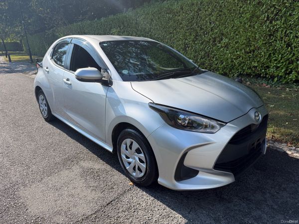 Toyota Yaris Hatchback, Petrol, 2021, Silver