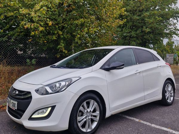 Hyundai i30 Hatchback, Diesel, 2014, White