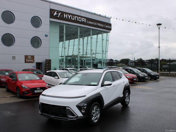 Hyundai KONA MPV, Petrol, 2026, White