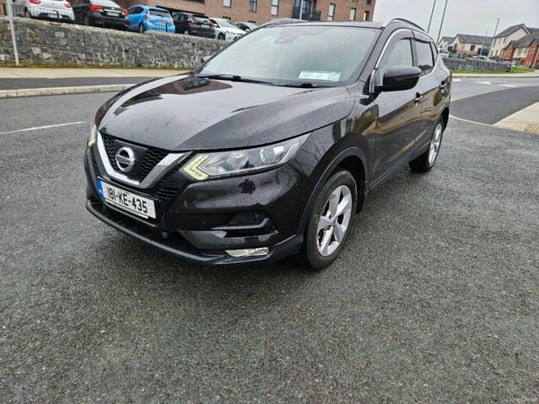 Nissan Qashqai MPV, Petrol, 2018, Black