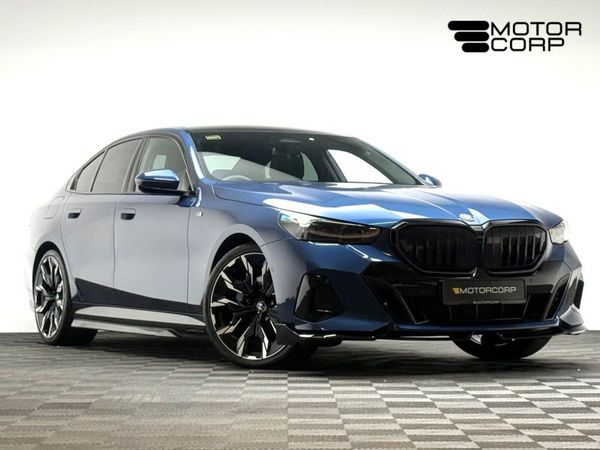 BMW 5-Series Saloon, Petrol Plug-in Hybrid, 2024, Blue
