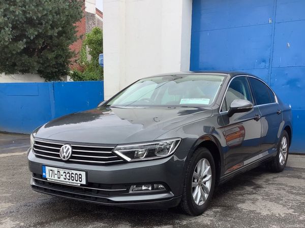 Volkswagen Passat Saloon, Diesel, 2017, Grey