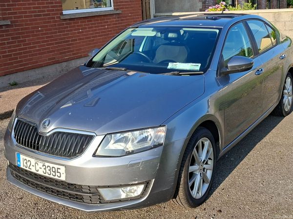 Skoda Octavia Hatchback, Diesel, 2013, Grey
