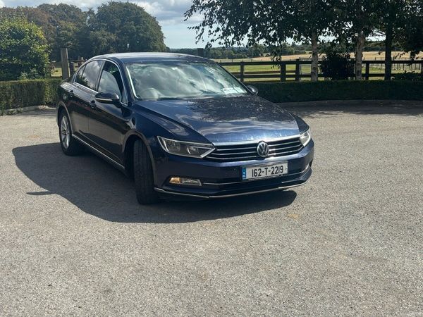 Volkswagen Passat Saloon, Diesel, 2016, Blue
