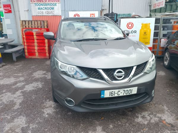 Nissan Qashqai Hatchback, Petrol, 2016, Grey