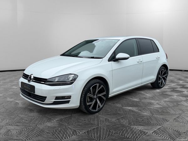 Volkswagen Golf Hatchback, Petrol, 2015, White