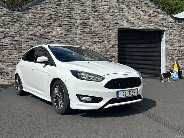 Ford Focus Hatchback, Petrol, 2017, White