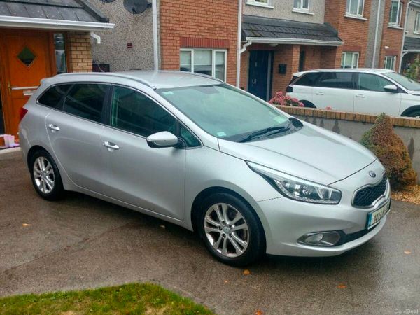 Kia Ceed Estate/Jeep, Diesel, 2014, Silver