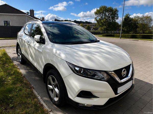 Nissan Qashqai MPV, Petrol, 2019, White