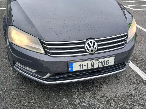 Volkswagen Passat Saloon, Diesel, 2011, Grey