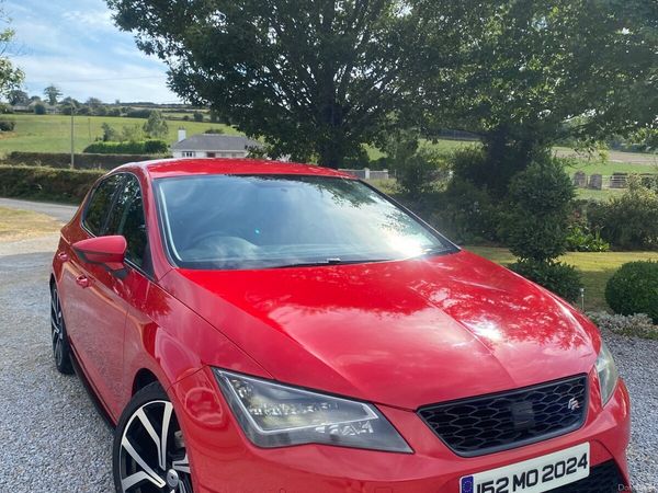 SEAT Leon Hatchback, Diesel, 2015, Red