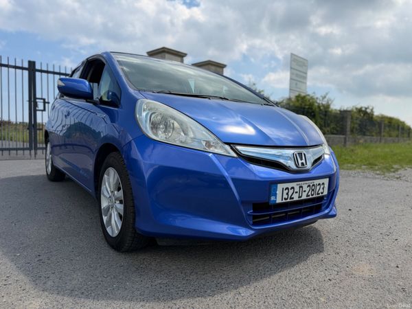 Honda Fit Hatchback, Petrol Hybrid, 2013, Blue