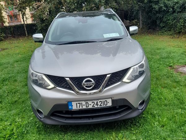 Nissan Qashqai SUV, Diesel, 2017, Grey
