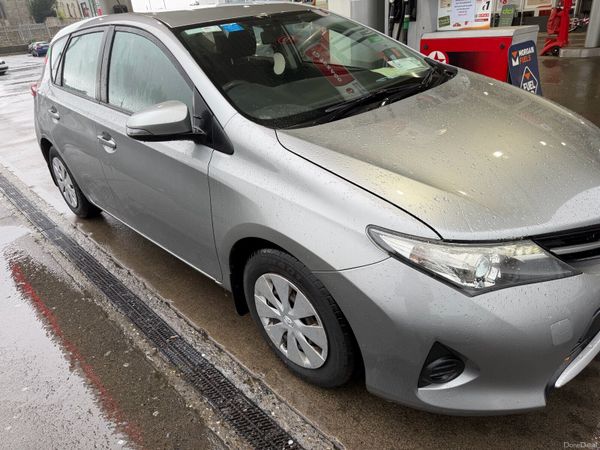 Toyota Auris MPV, Petrol, 2013, Grey